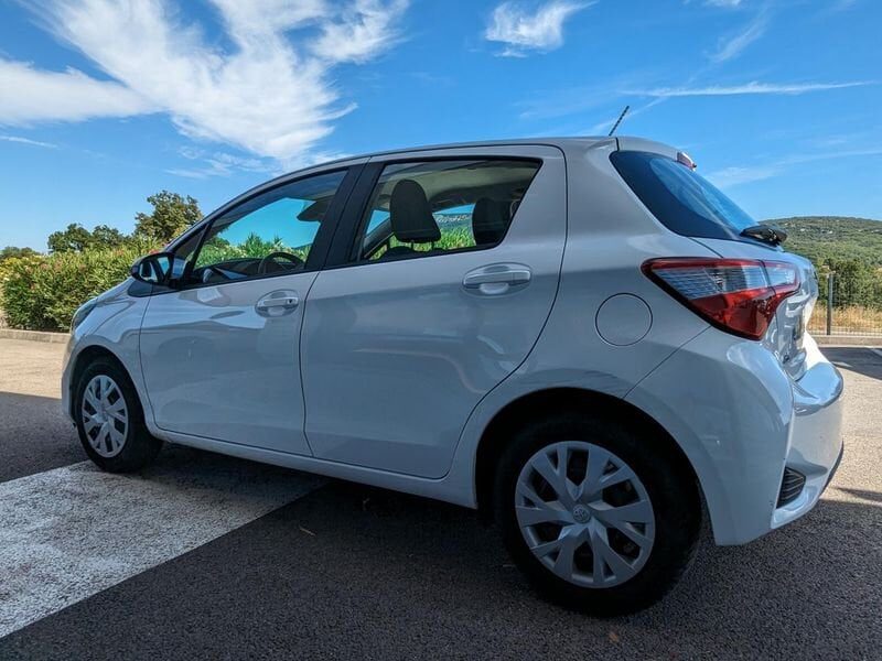 Toyota Yaris 1.0 - 69 VVT-i III 2011 Active PHASE 3