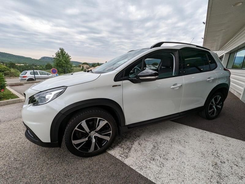 Peugeot 2008 1.2i PureTech 12V S&S - 110 EAT6 GT Line PHASE 2