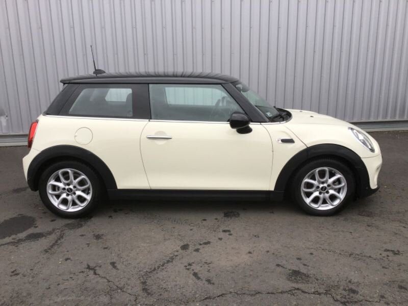 Mini Hatch 3 PORTES F56 LCI Cooper 136 ch BVA7