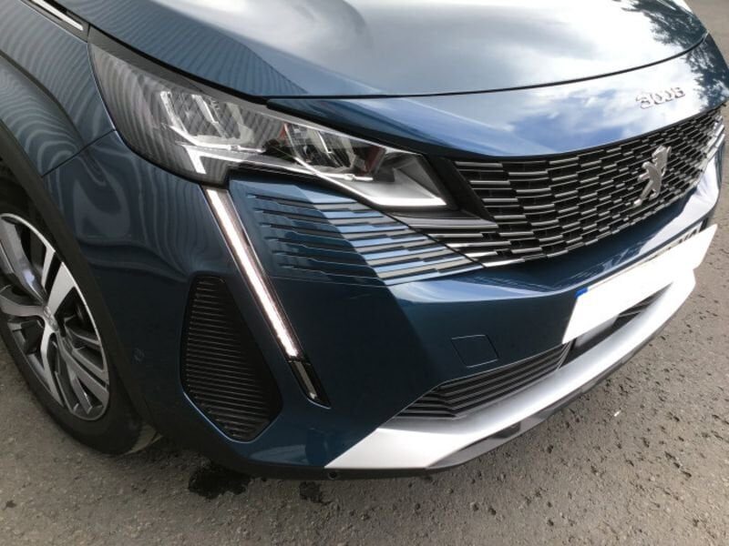 Peugeot 3008 Puretech 130ch S&S EAT8 Allure Pack