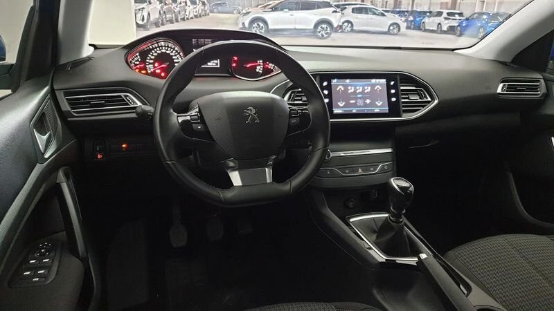 Peugeot 308 1.5 bluehdi 130cv bvm6 active pack + navi