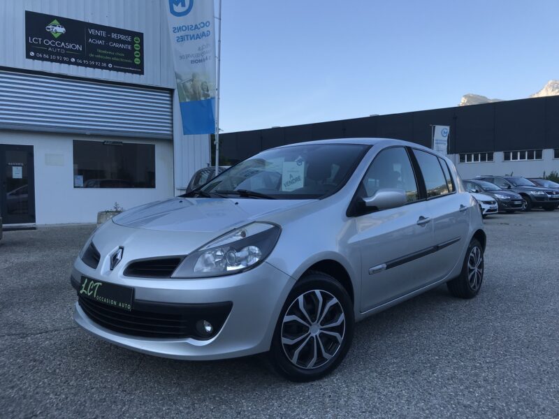 CLIO III - 1.2 iTCE 100cv RIP CURL - GARANTI 6 MOIS