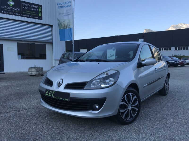 CLIO III - 1.2 iTCE 100cv RIP CURL - GARANTI 6 MOIS