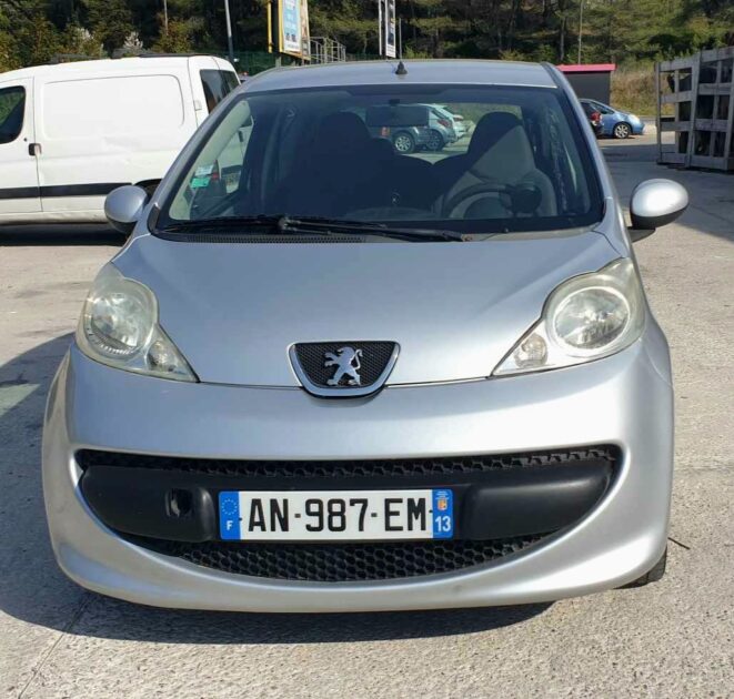 PEUGEOT 107 2005