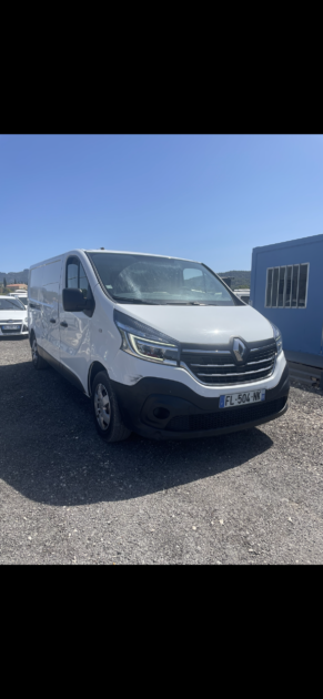 RENAULT TRAFIC III 2019 garantie  12 mois