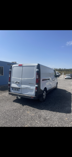 RENAULT TRAFIC III 2019 garantie  12 mois