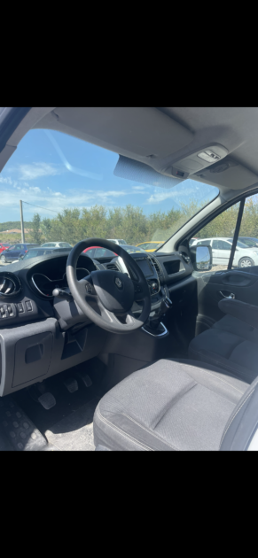 RENAULT TRAFIC III 2019 garantie  12 mois