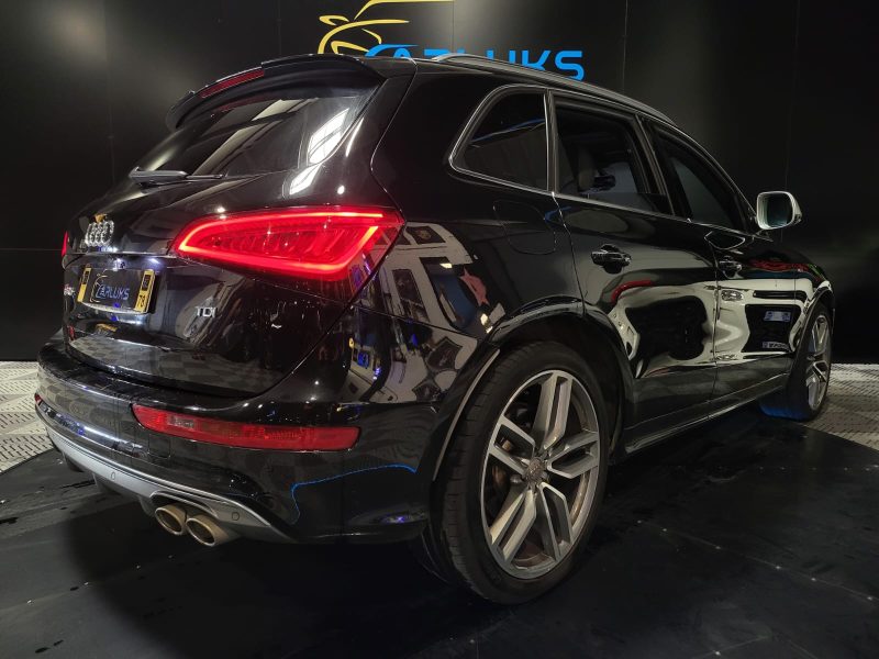 AUDI SQ5 3.0 Bi-TDI 313cv Quattro Tiptronic // SIEGES CHAUFFANTS/TOIT OUVRANT/CAMERA DE RECUL