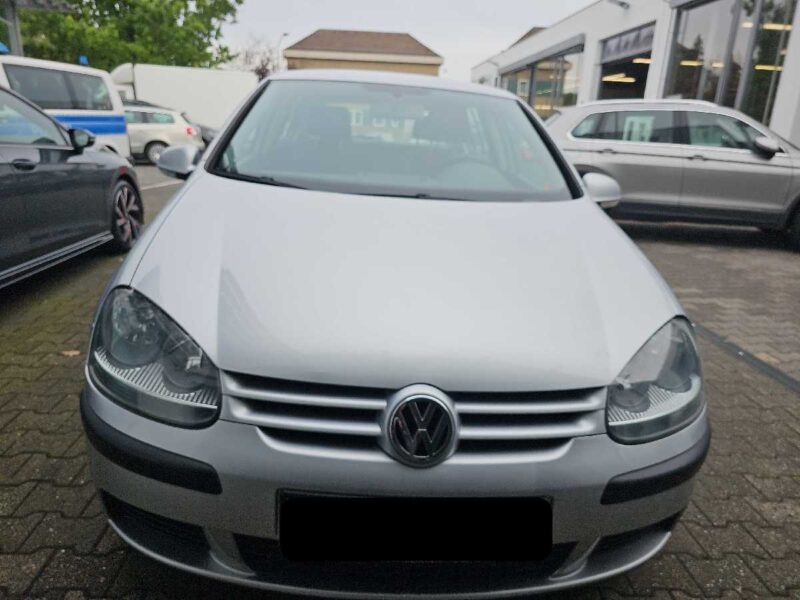 Volkswagen Golf 5 2004