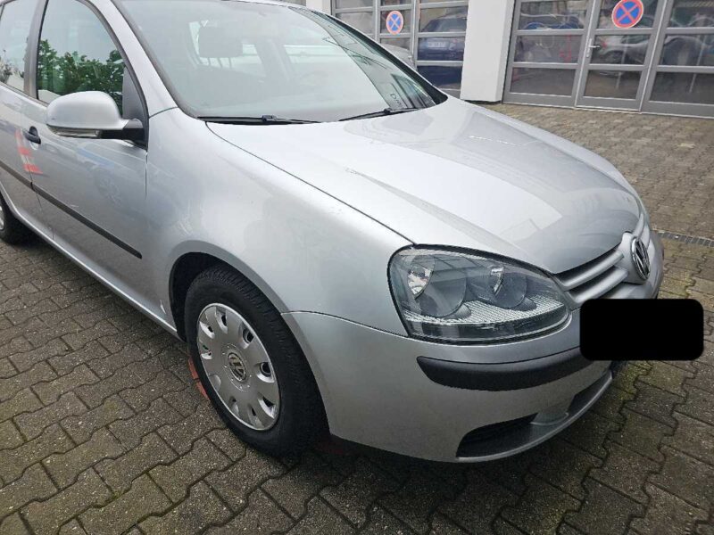 Volkswagen Golf 5 2004