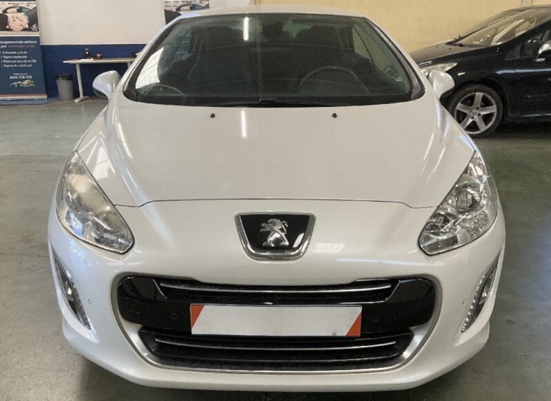 PEUGEOT 308 CC PHASE 2 FELINE 1.6 THP 156 1ERE MAIN 57 600 Km / BVA CUIR GPS BLUETOOTH - Garantie1an