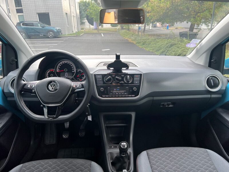 VOLKSWAGEN UP! 2019