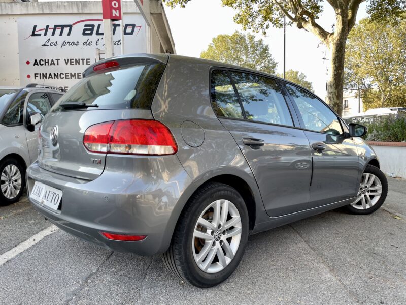 VOLKSWAGEN GOLF VI 2011