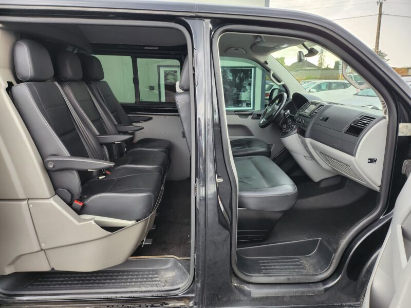 VOLKSWAGEN TRANSPORTER T5 180CV DSG 90000 KM