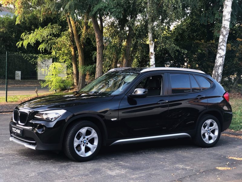 BMW X1  2011