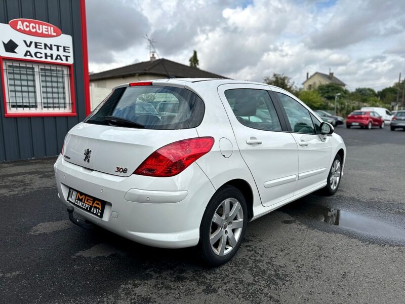 PEUGEOT 308 I 2010