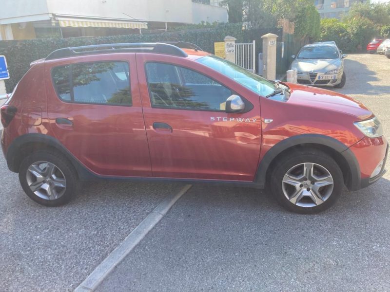 DACIA SANDERO STEPWAY 1.5 DCI  PRESTIGE 2017