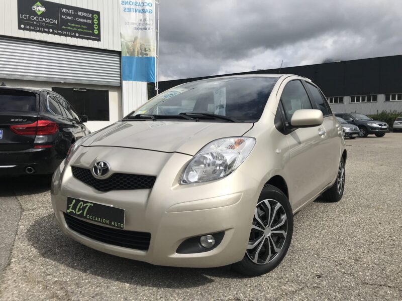 YARIS II - boite automatique - 1.3 VVT-i 100cv CONFORT PACK - GARANTIE 6 MOIS