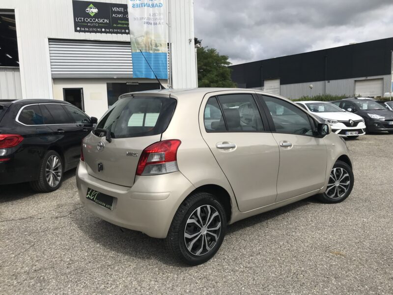 YARIS II - boite automatique - 1.3 VVT-i 100cv CONFORT PACK - GARANTIE 6 MOIS