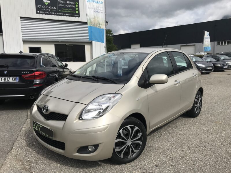 YARIS II - boite automatique - 1.3 VVT-i 100cv CONFORT PACK - GARANTIE 6 MOIS