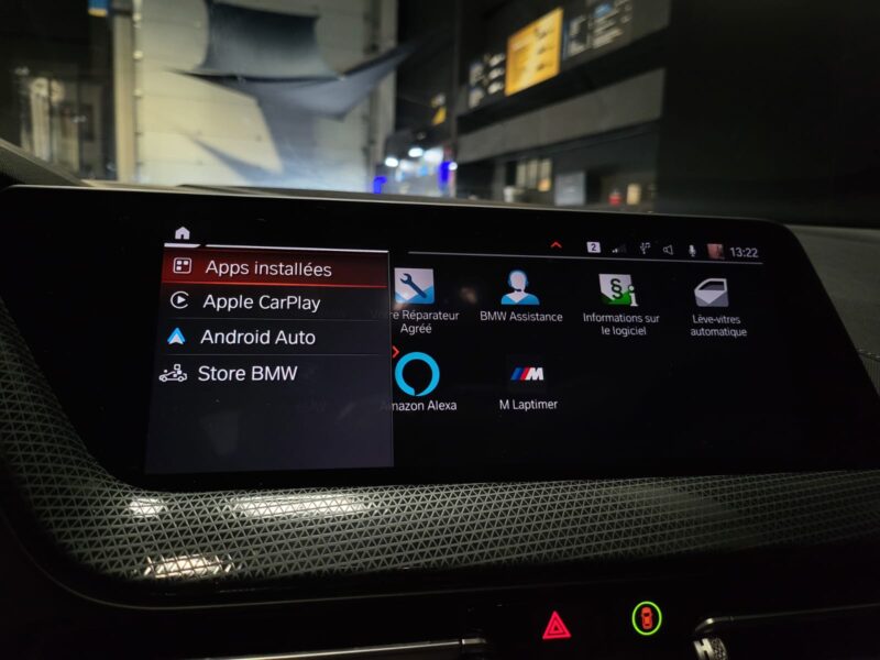 BMW SERIE 1 135i xDrive 306cv BVA // APPLE CARPLAY/TOIT OUVRANT/PARK ASSIST