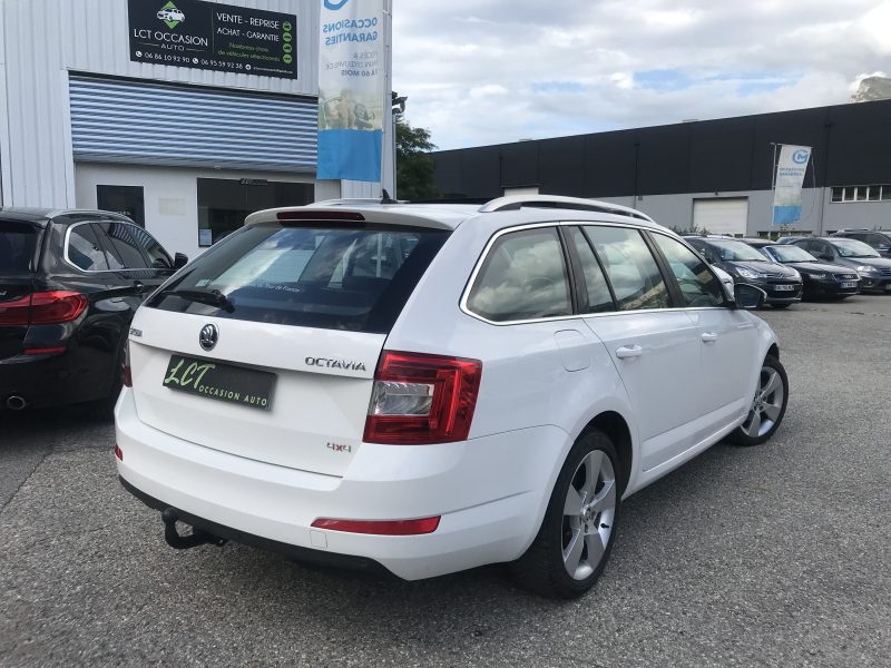 OCTAVIA COMBI - 2.0 TDi 4x4 150cv BUSINESS - GARANTIE 6 MOIS