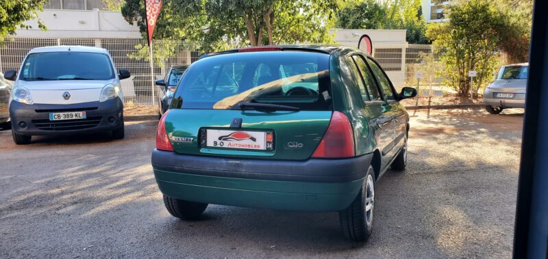 RENAULT CLIO II 1998