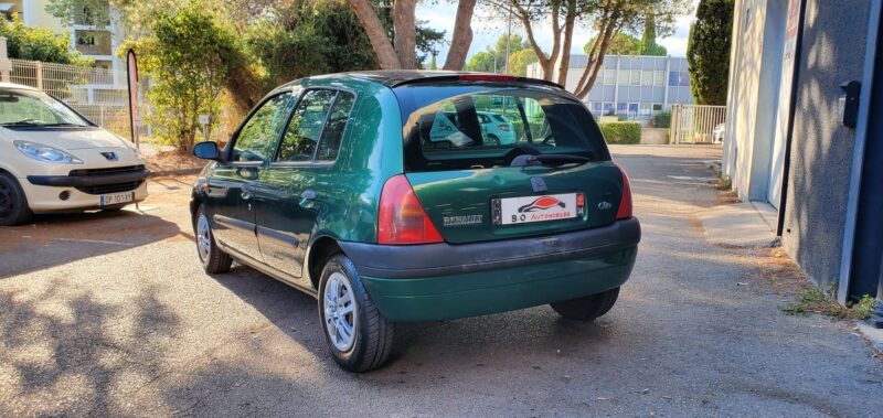 RENAULT CLIO II 1998