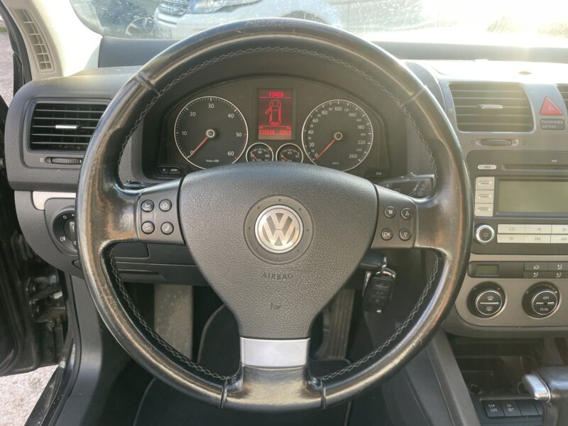 VOLKSWAGEN GOLF V 2009