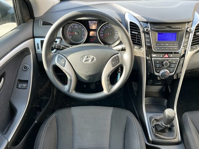 HYUNDAI I30 1,4L Evidence  2012