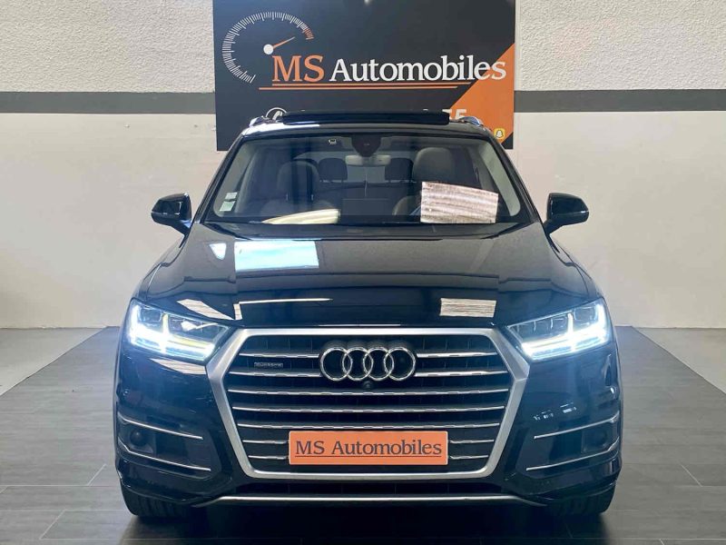 AUDI Q7 2015