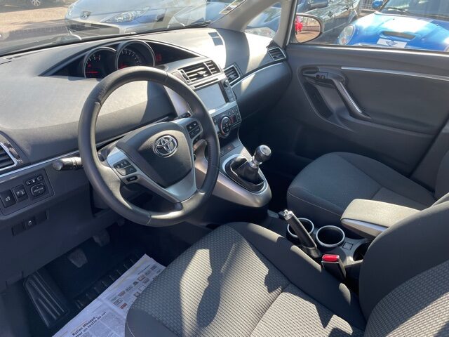 TOYOTA VERSO 2013