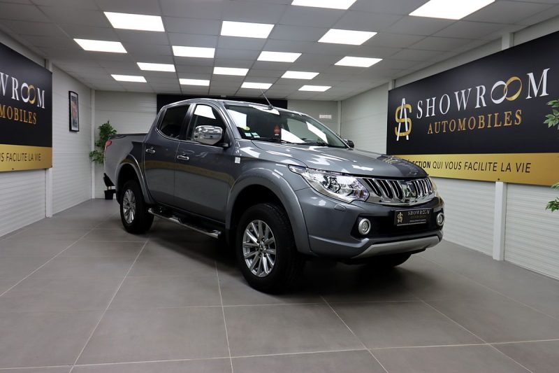 MITSUBISHI L200 2016