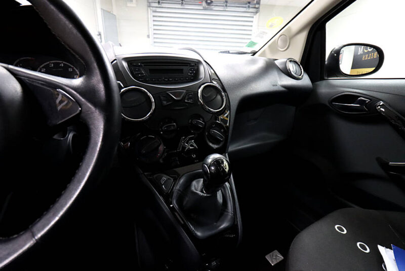 FORD  KA 2011