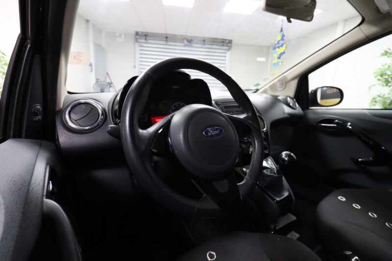 FORD  KA 2011