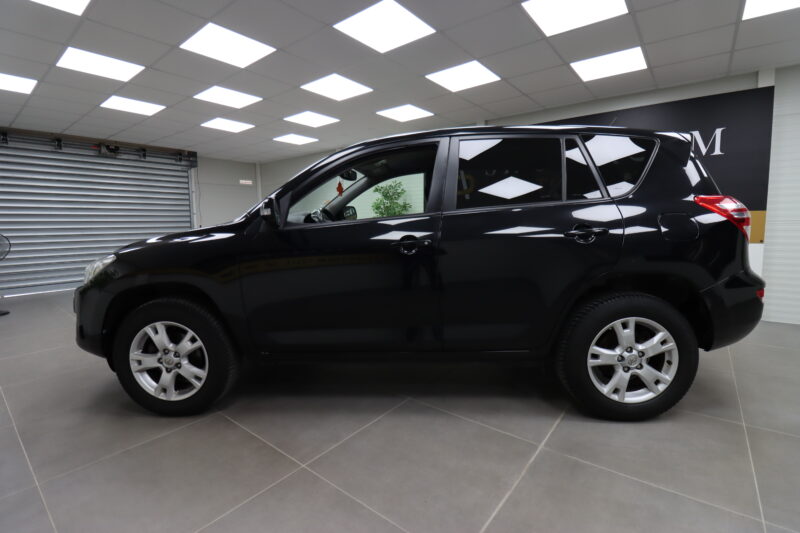 TOYOTA RAV 4 III 2009