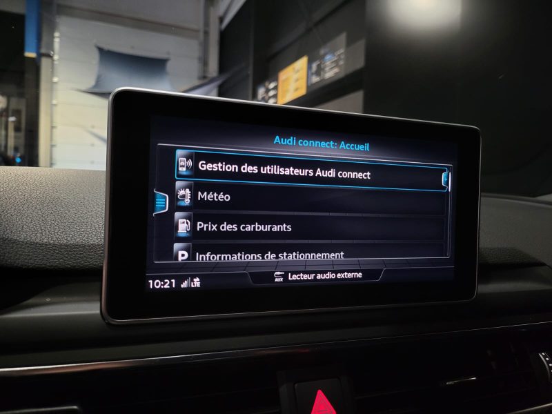 AUDI S4 Berline 3.0 TFSi 354cv Quattro Tiptronic // APPLE CARPLAY/LIGNE EN TITANE/CIEL ETOILE