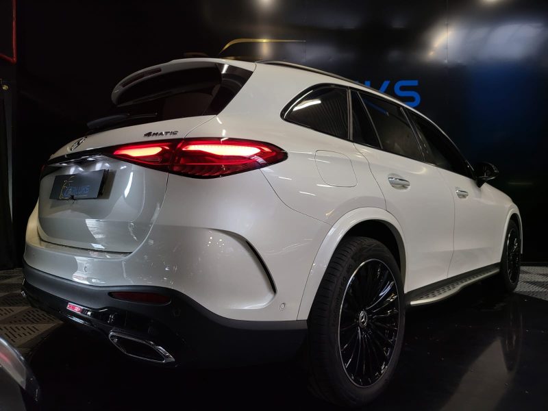 MERCEDES GLC MERCEDES GLC 220d 4MATIC AMG LINE 197cv / GARANTIE MERCEDES / TOIT OUVRANT / CAMERA 360