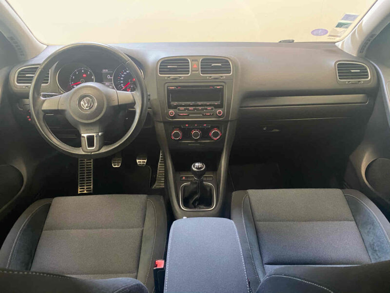 VOLKSWAGEN GOLF VI 2011