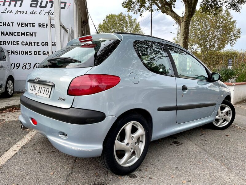 PEUGEOT 206 2002