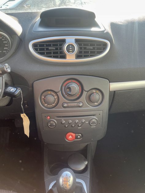 RENAULT CLIO III 2009