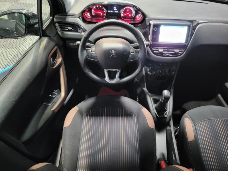 PEUGEOT 208 1.2 VTi 82cv Urban Soul // GPS/BLUETOOTH/RADAR-AR