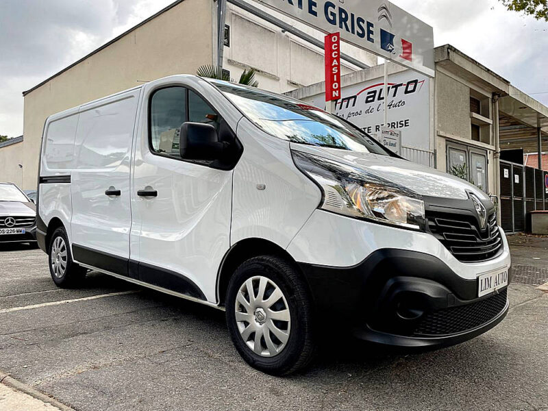 RENAULT TRAFIC 2019