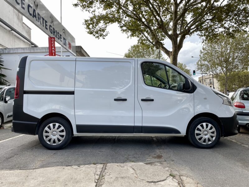 RENAULT TRAFIC 2019