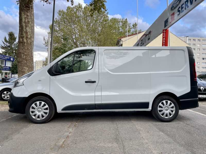 RENAULT TRAFIC 2019