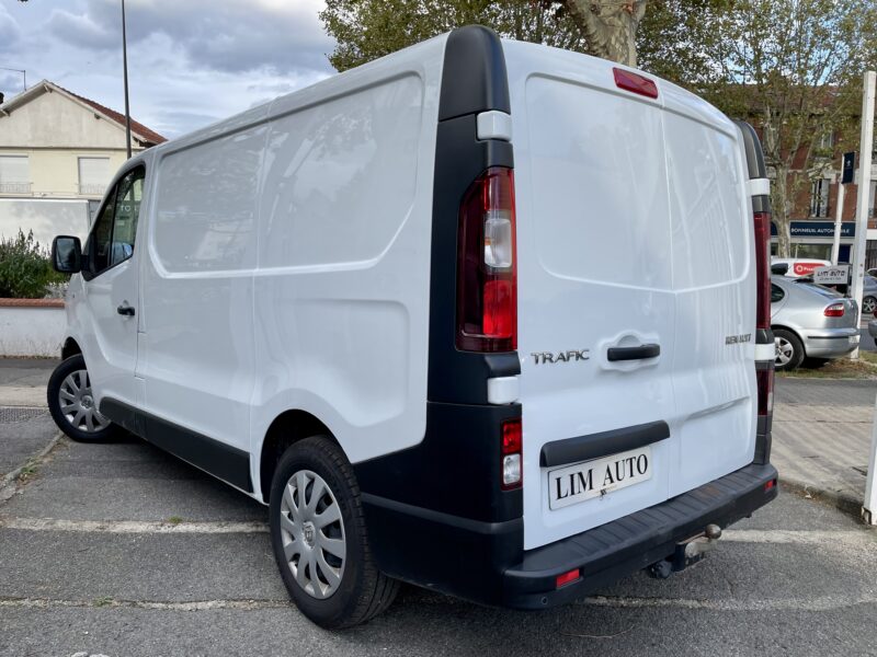 RENAULT TRAFIC 2019