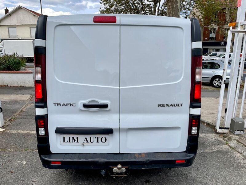 RENAULT TRAFIC 2019