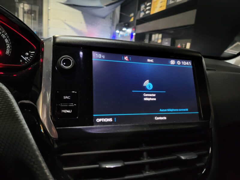 PEUGEOT 2008 1.2 PureTech 110cv GT Line 1ère Main / APPLE CARPLAY/ANDROID AUTO/RADAR-AR