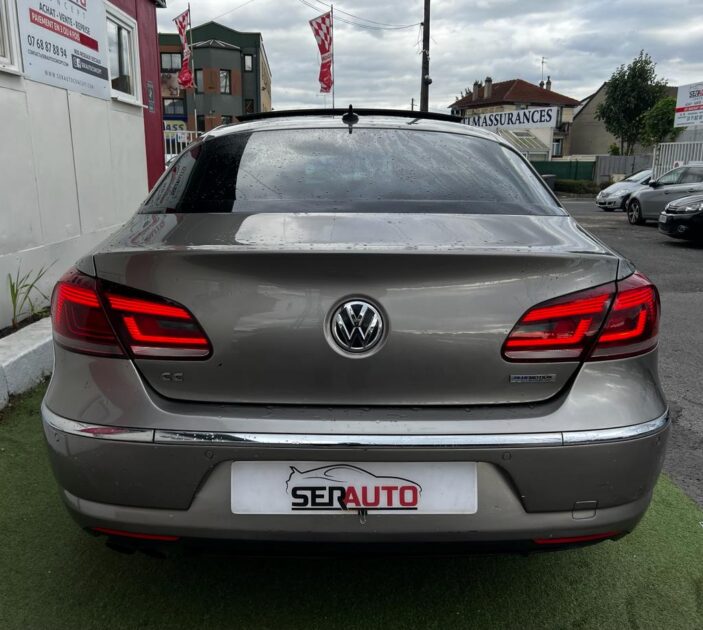 VOLKSWAGEN CC 2012