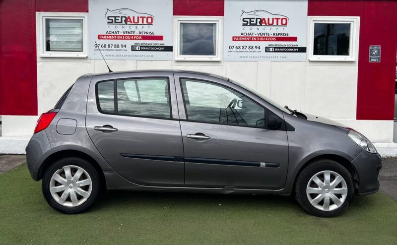 RENAULT CLIO III 2009